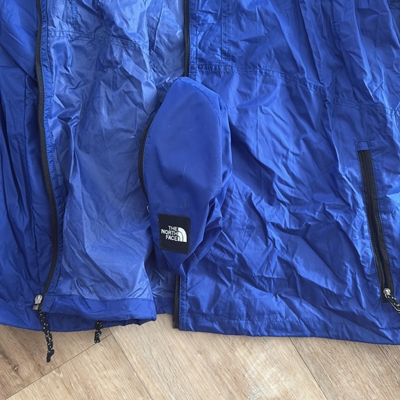 The North Face Royal Blue Hooded Jacket - Picture 4 of 5